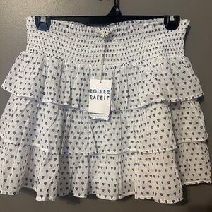 NWT Roller Rabbit Hearts Siggy Ruffle Mini Skirt in white/blue - size L